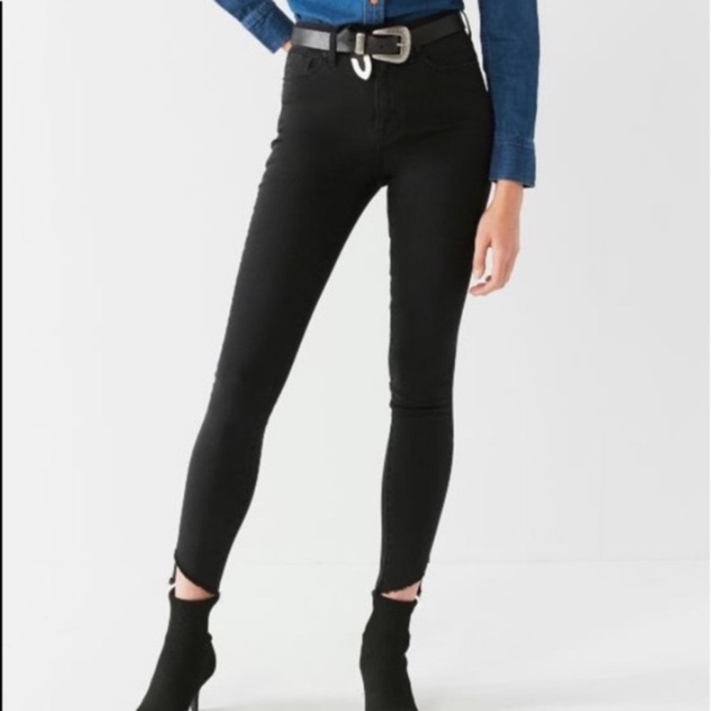 BDG Twig Hi Rise Skinny Stretch Raw Ankle Jeans